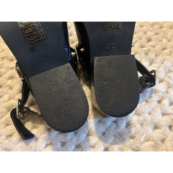 Urban Outfitters Willa Harness Mule Black Leather Studded Sling Women's Size 8M - Picture 13 of 13